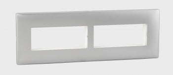 Legrand Mylinc Plate Silver Alu. 8Module - 676385