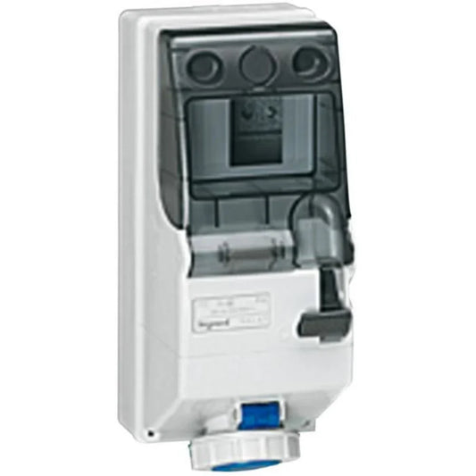 Legrand Plugs and Sockets 250V, 32A, 2P+E – 56669
