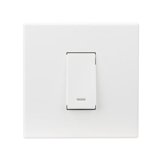 Legrand Arteor SWITCH 25A with Indicator - 573417