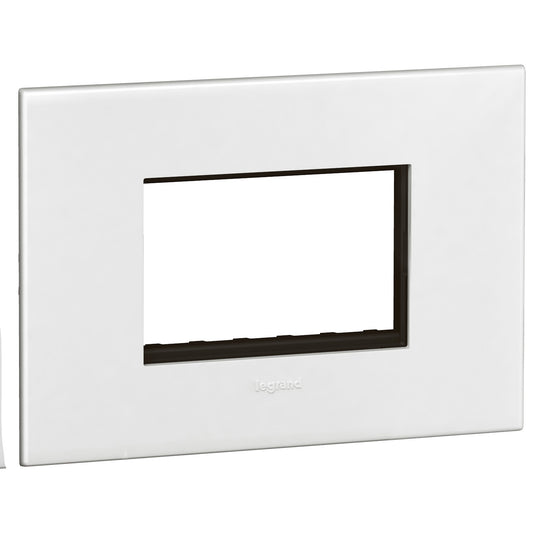 Legrand Arteor WHITE PLATE+FRAME 3Module - 575720