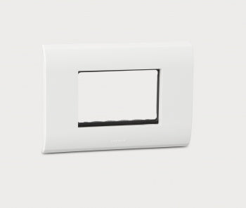Legrand Myrius PLATE+FRAME 3Module White - 673213