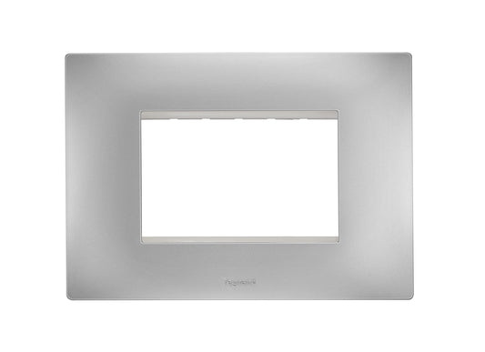 Legrand Lyncus Matt Silver PLATE + FRAME 3Module - 677603